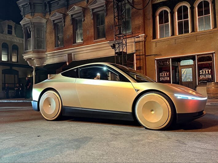 2. Tesla Robovan
