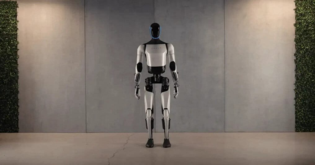 Elon Musk, Tesla'nın Yeni Ürünlerini Tanıttı: Robotaksi, Robovan ve Optimus Robotu