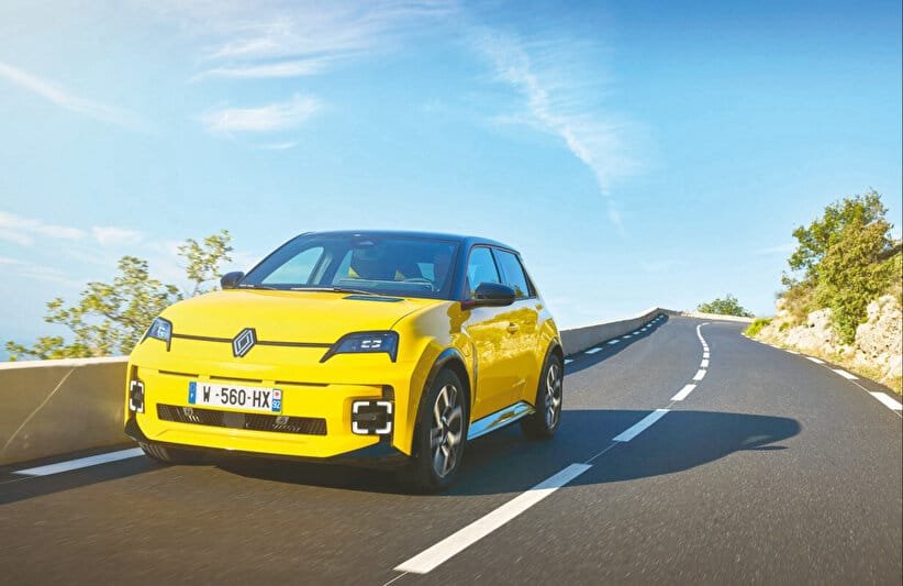 Megane Sedan Üretimi Devam Ediyor