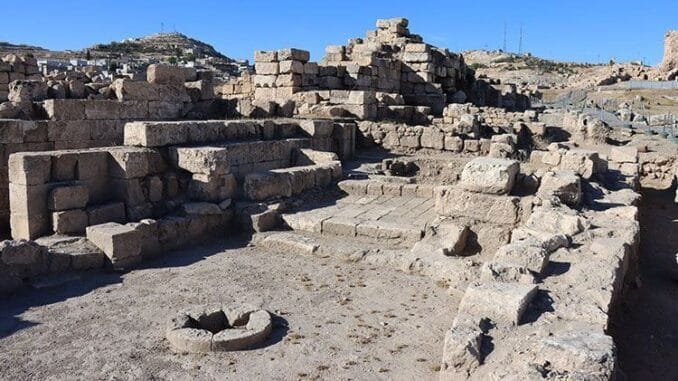 urfa-kalesi-kazi-calismalari-ve-restorasyonu-rf993qFg.jpg